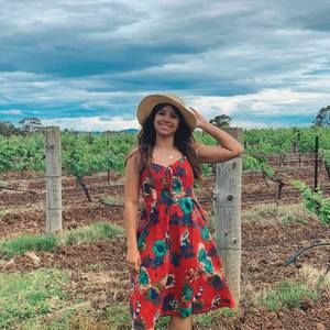 Meet your Posher, Nicole